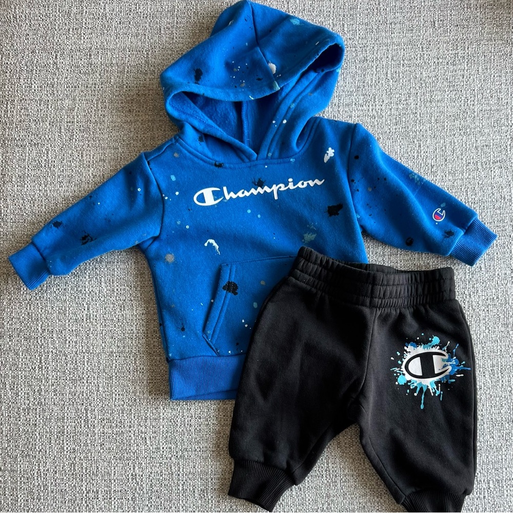 CHAMPION Baby Sweater & Jogger Set